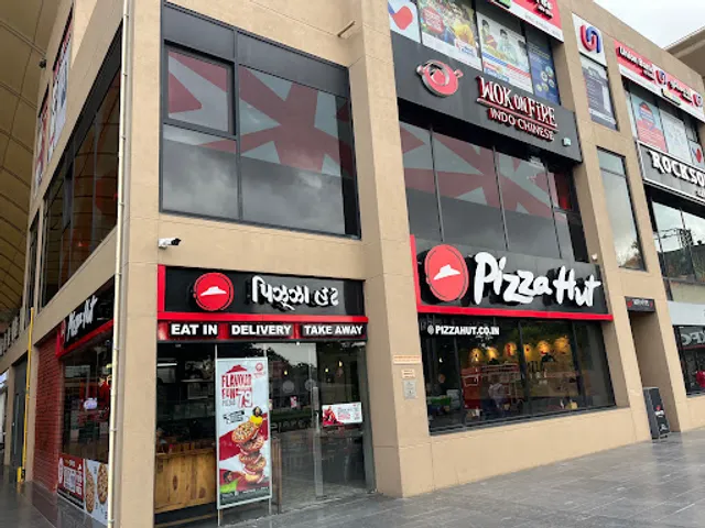 Pizza Hut | Vitthal Udyognagar, Anand