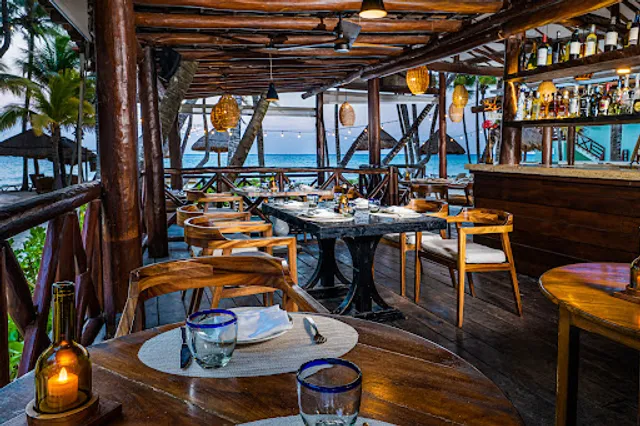 Fuego Restaurante y Cantina