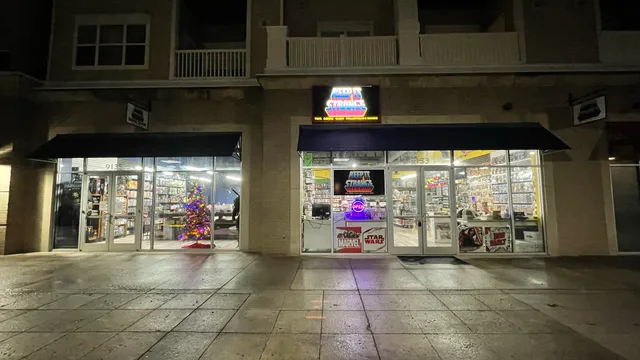 Keep it Strange Comics & Collectibles