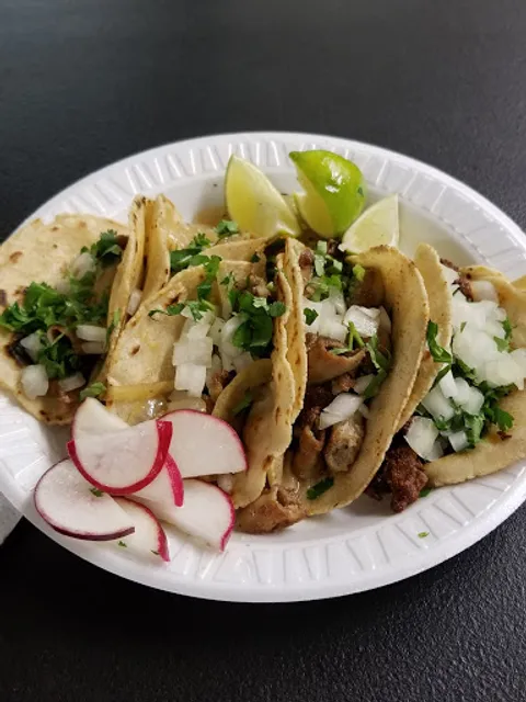 Taqueria y tienda "El Patron"