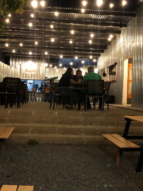 El Garaje Foodpark