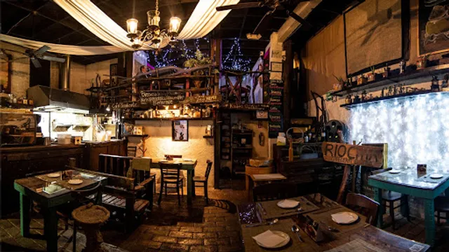 Riochia 7 La Cabaña del artista