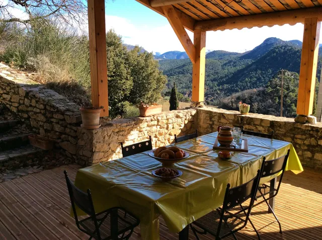 Le Mas des Eglantiers