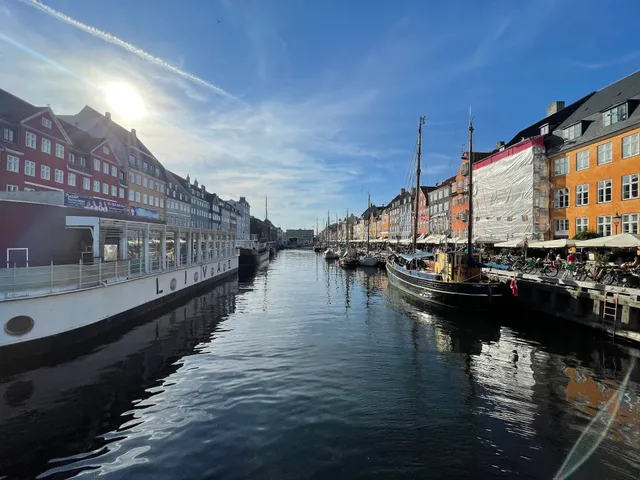 Hop On Hop Off Boat Tour