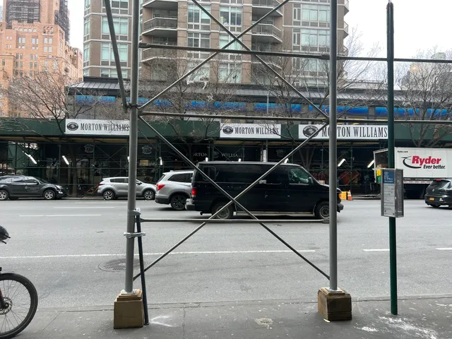 Morton Williams Supermarkets