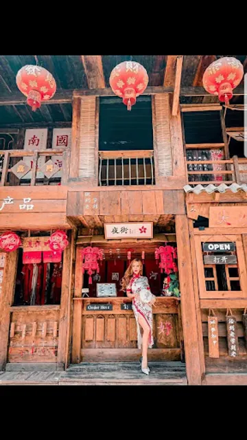 HONGKONG CỔ TRẤN