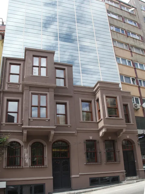 Blueway Hotel Historical