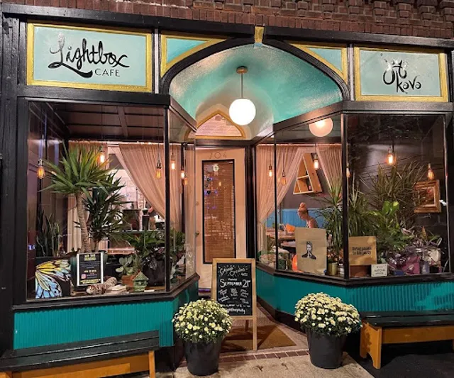 Lightbox Cafe