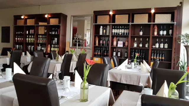 Restaurant Famosit-Forum