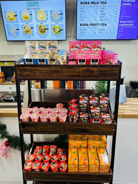 Mai Salads Soup & Boba