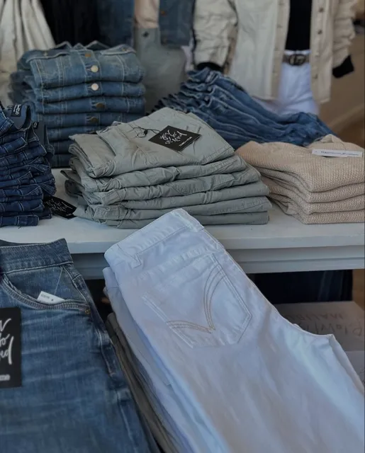 Mainstream Boutique - New Prague