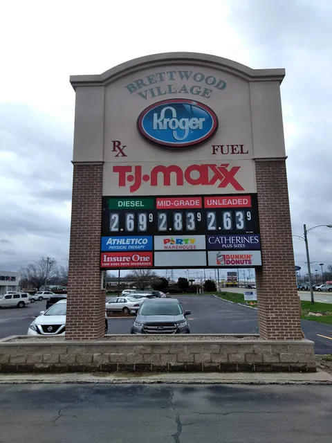 Brettwood Village Shopping Center