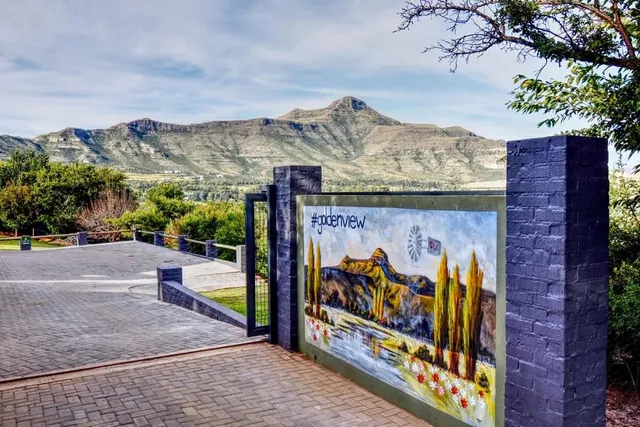 Golden View Luxury Self Catering