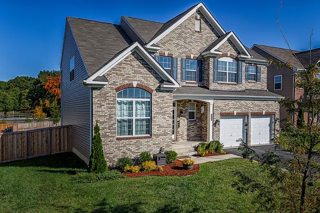 VA REALTOR Cristina Maccora - Samson Properties