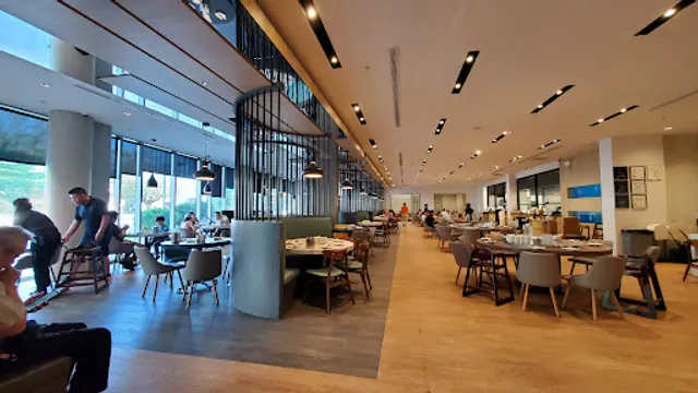 Dinesty Dumpling House