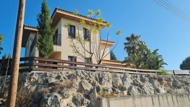 Kinousa Villas