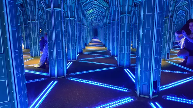Mirror Laser Maze