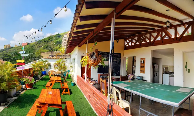 Roof Hostel Cali