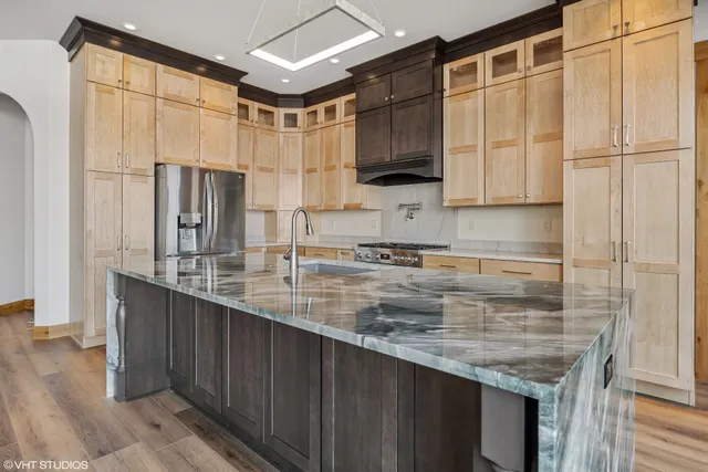 4 West Cabinetry & Wallbeds