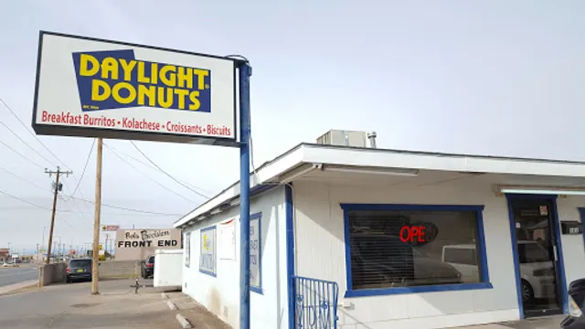 Daylight Donuts
