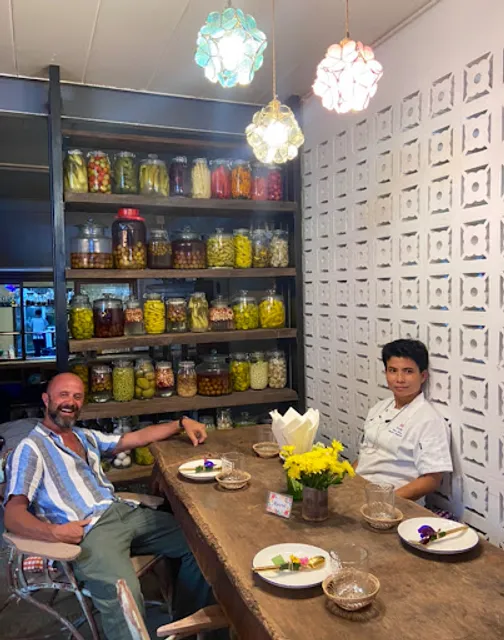 Khao Kwan Restaurant ( ร้านอาหาร ข้าว ขวัญ )