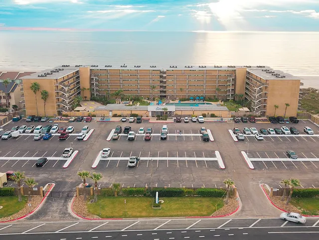 Gulfstream Condominiums