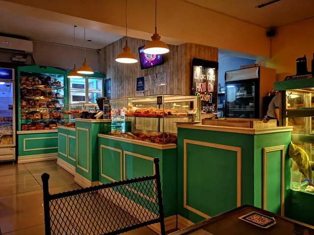 Cafeteria y Restaurante El Amanecer