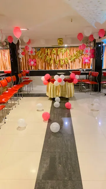 Dwarika Restaurant - Restaurants in Bhilai , Family Restaurants in Bhilai