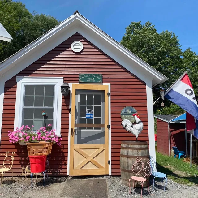 Chicken wiggle farm store