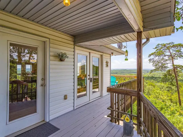 Viewtopia Cabin Rental