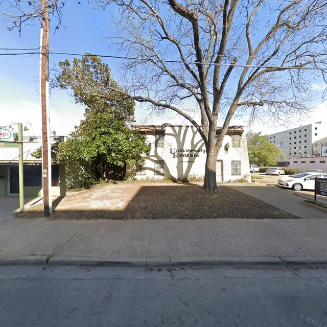 Treehouse Apartments