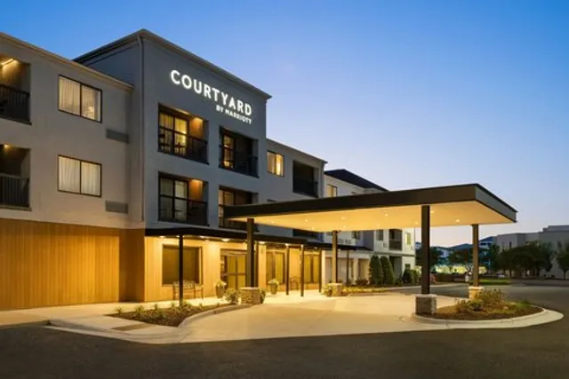 Courtyard by Marriott Greenville