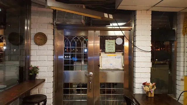 LES Crepes & Taqueria