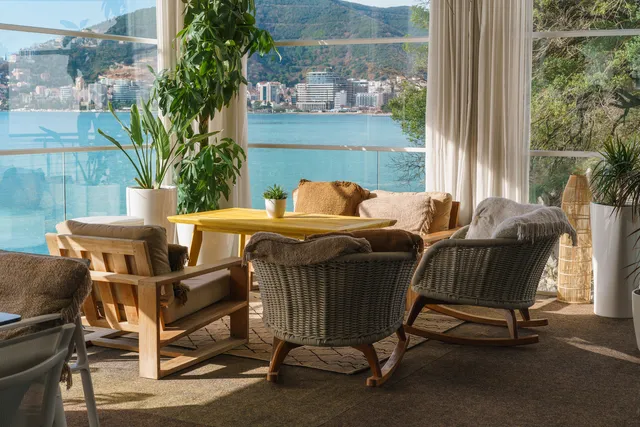 Dukley Seafront Restaurant