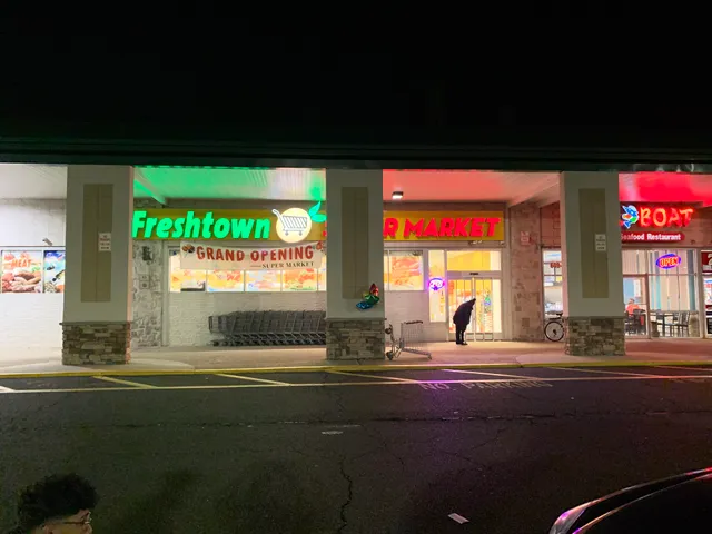 FreshTown Supermarket