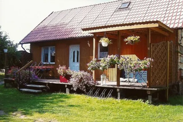 Cottage on Lake Jabel