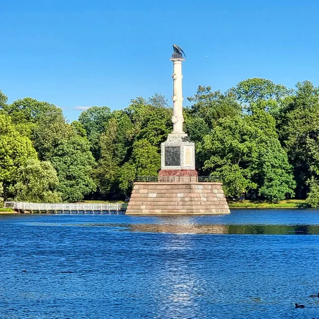 Чесменская колонна