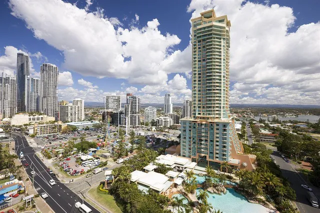 Mantra Crown Towers Surfers Paradise