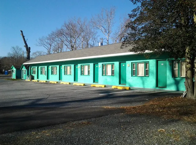 Green Acres Motel