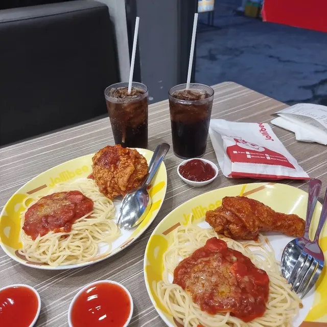 Jollibee Long Khánh