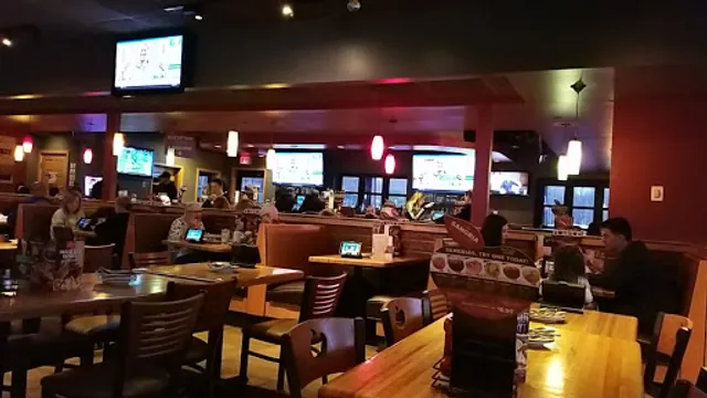Applebee's Grill + Bar