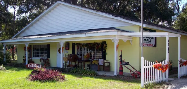 Mossy Oaks Antique Mall