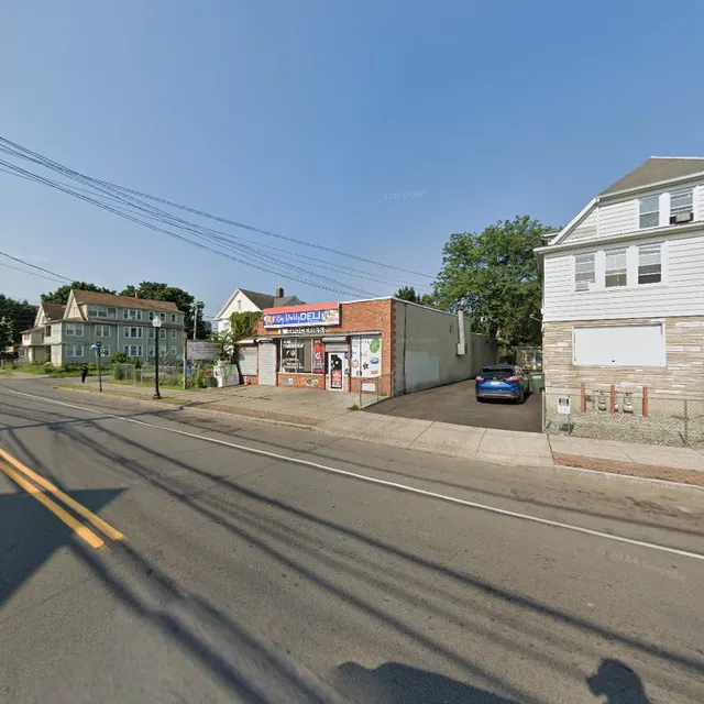 Big Daddy's Big Deli Groceries