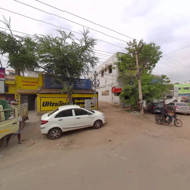 OYO 69965 Hotel Varsha