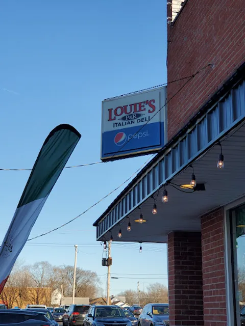 Louie's P&R