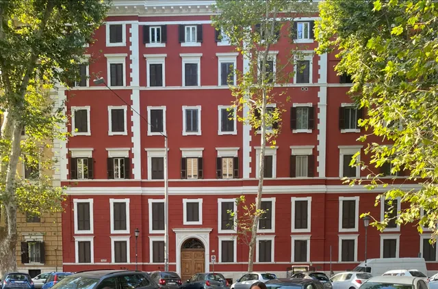 Luxury Gallery Suites