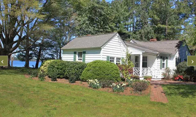 Virginia River Cottages