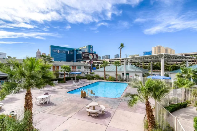 Studio 6 Suites Las Vegas, NV - Tropicana