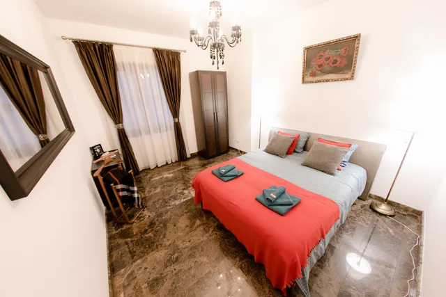 Ultracentral Sun Residence