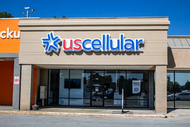 Authorized Retailer UScellular & T-Mobile